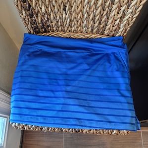 Vineyard Vines blue tennis skirt, large